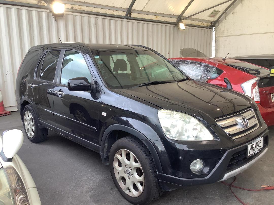 Photo '2' of Honda CRV Photo '2' of Honda CRV