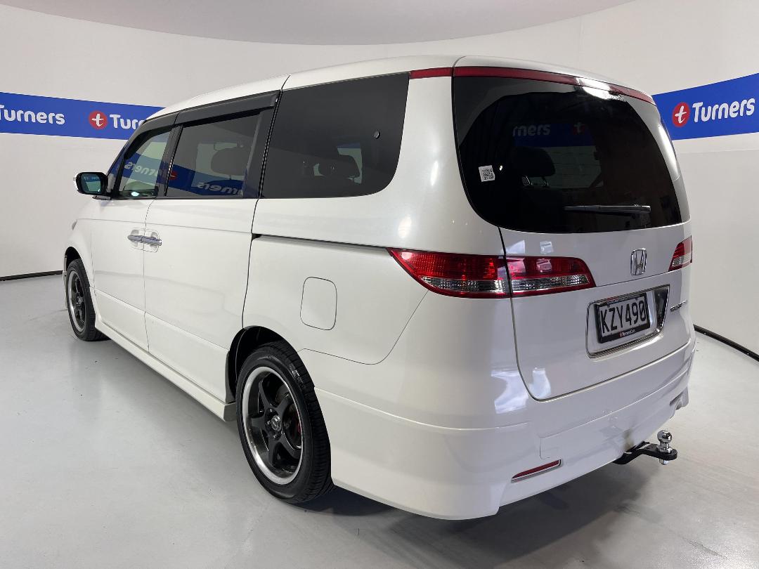 Photo '5' of Honda Elysion