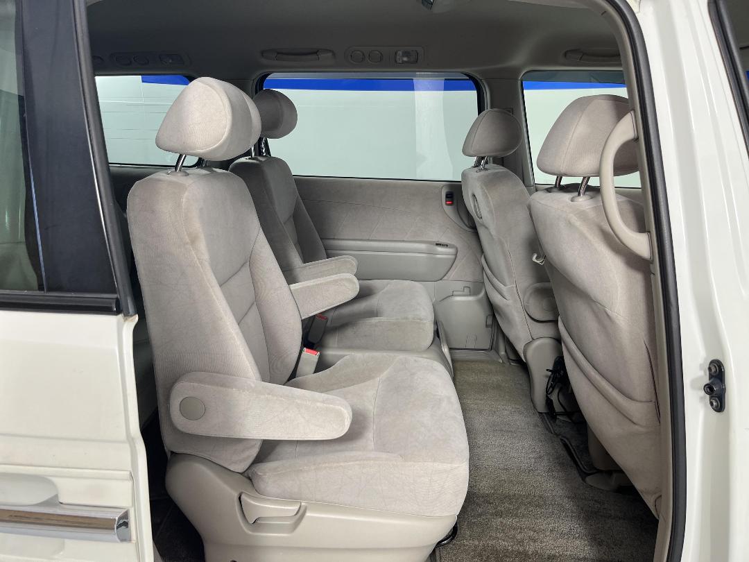 Photo '19' of Honda Elysion