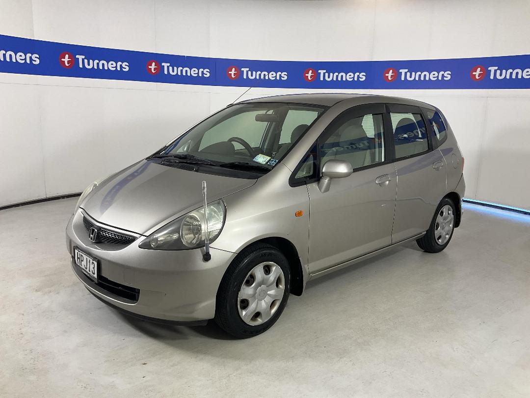 Photo '4' of Honda FIT