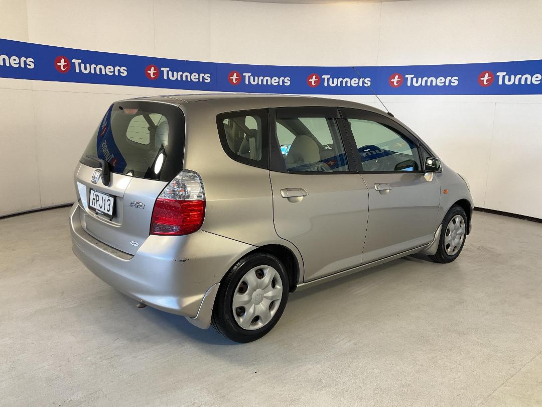 Photo '7' of Honda FIT