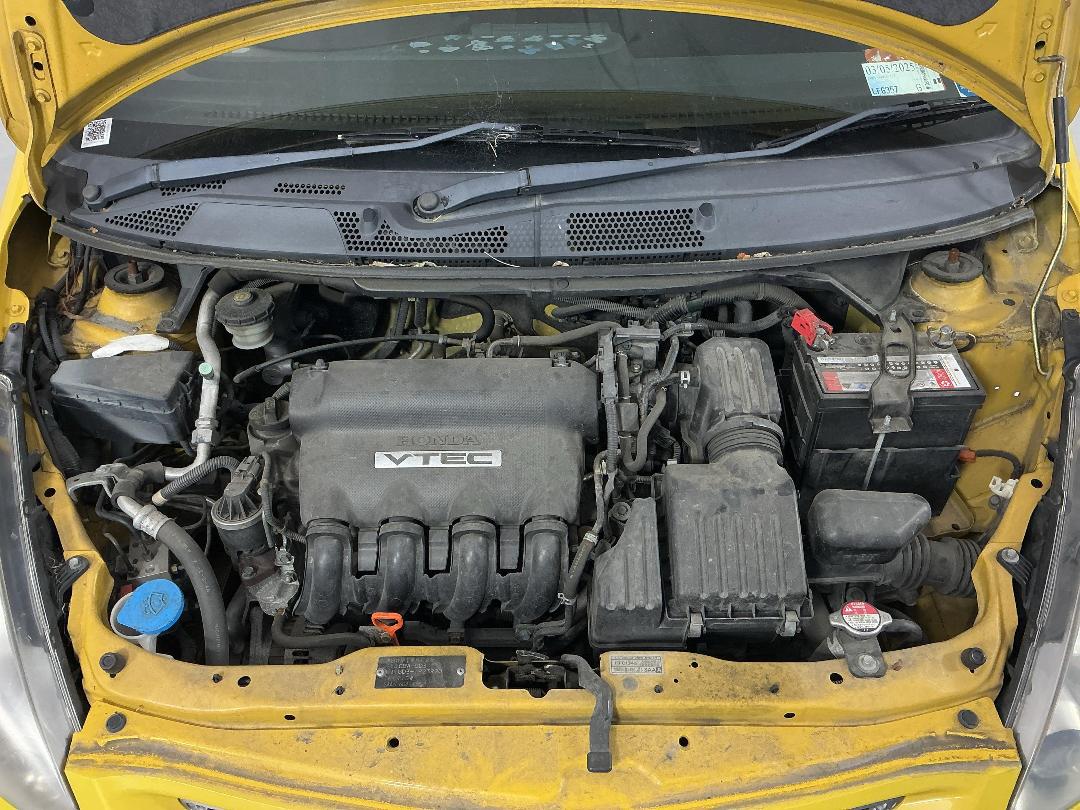 Photo '6' of Honda FIT Photo '6' of Honda FIT