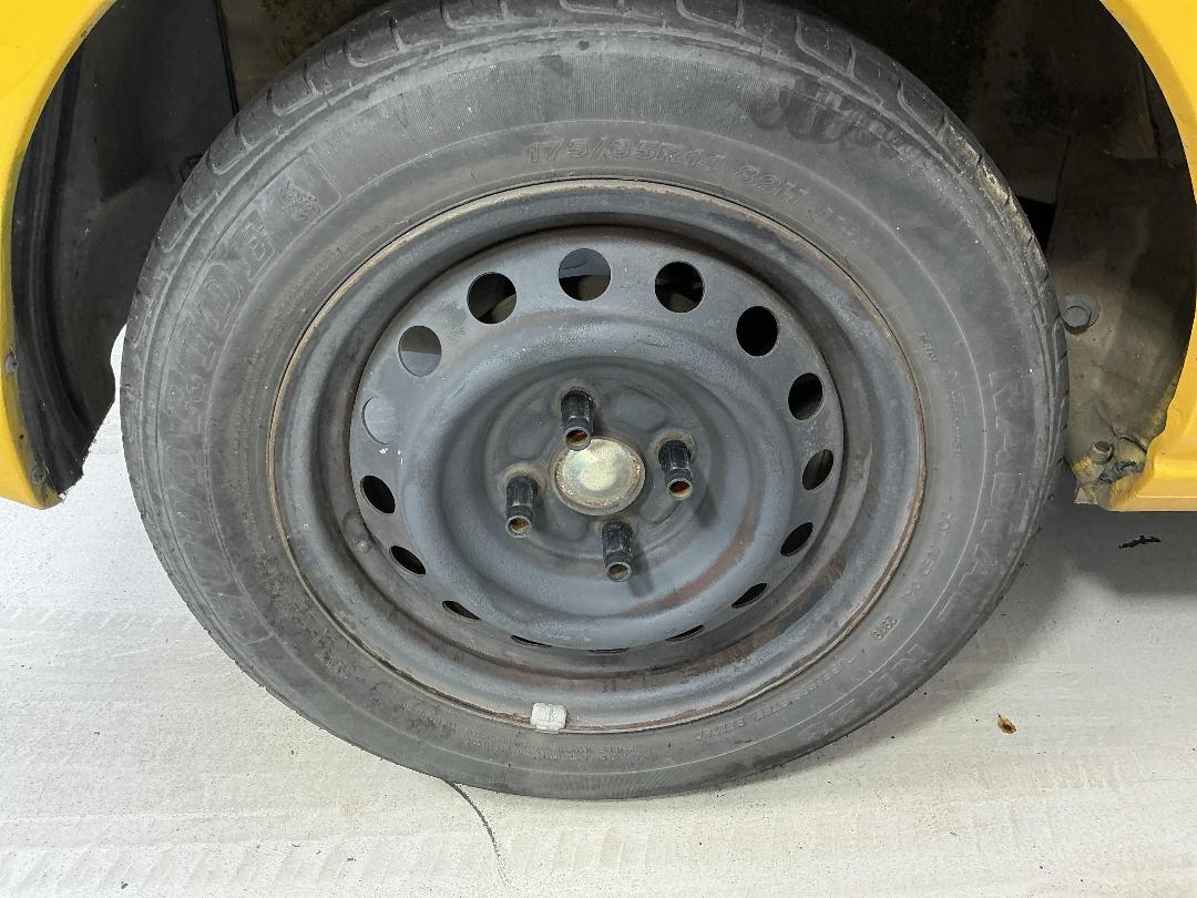 Photo '8' of Honda FIT Photo '8' of Honda FIT