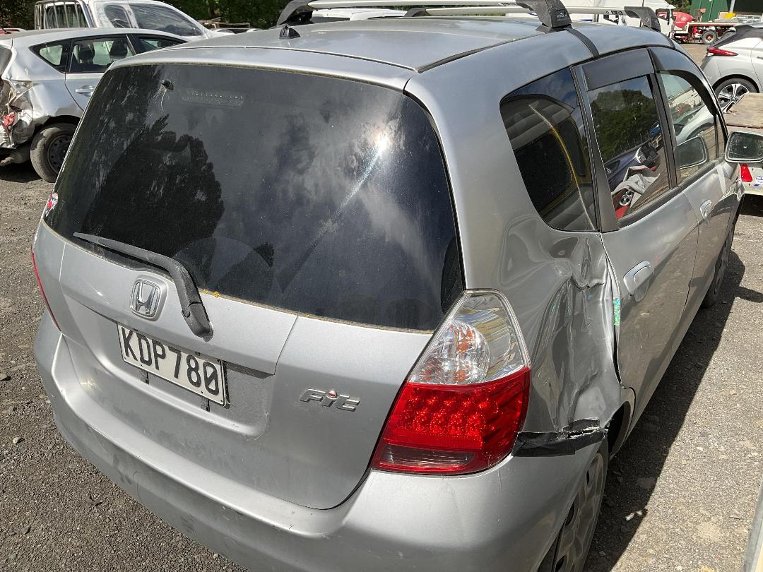 Photo '2' of Honda FIT Photo '2' of Honda FIT