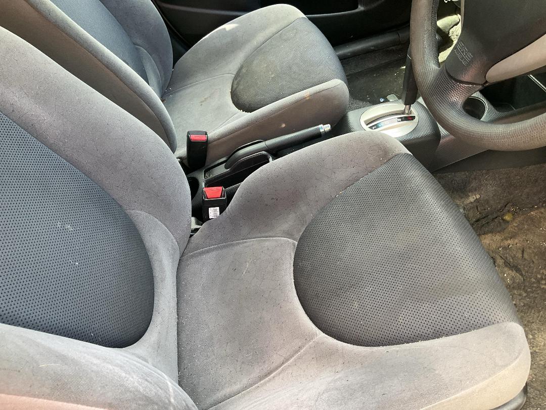 Photo '13' of Honda FIT Photo '13' of Honda FIT