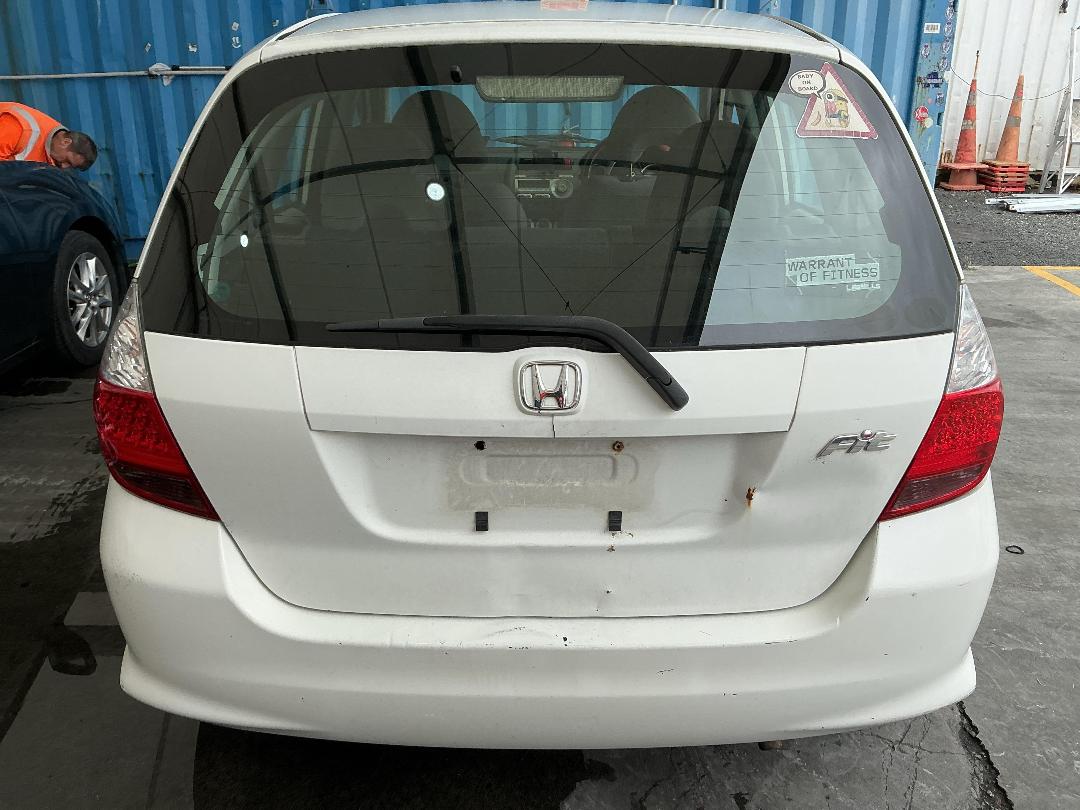 Photo '5' of Honda FIT Photo '5' of Honda FIT