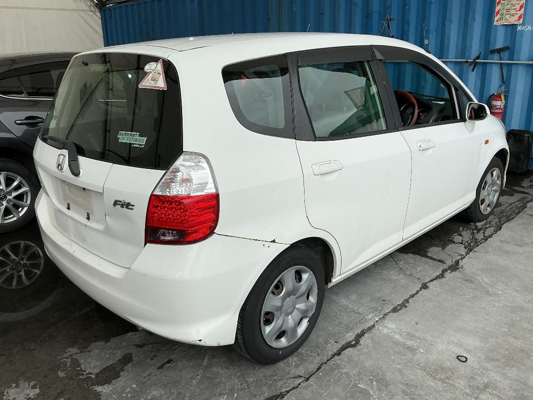 Photo '6' of Honda FIT Photo '6' of Honda FIT