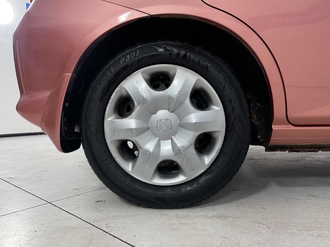 Photo '10' of Honda FIT Photo '10' of Honda FIT