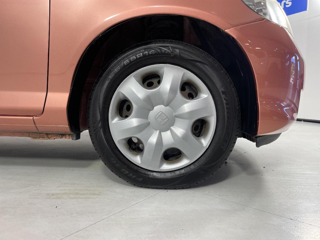 Photo '9' of Honda FIT