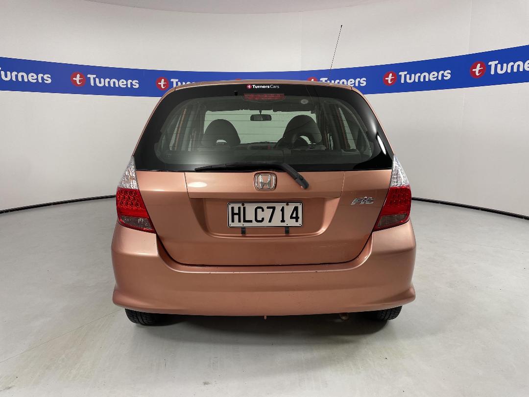 Photo '6' of Honda FIT