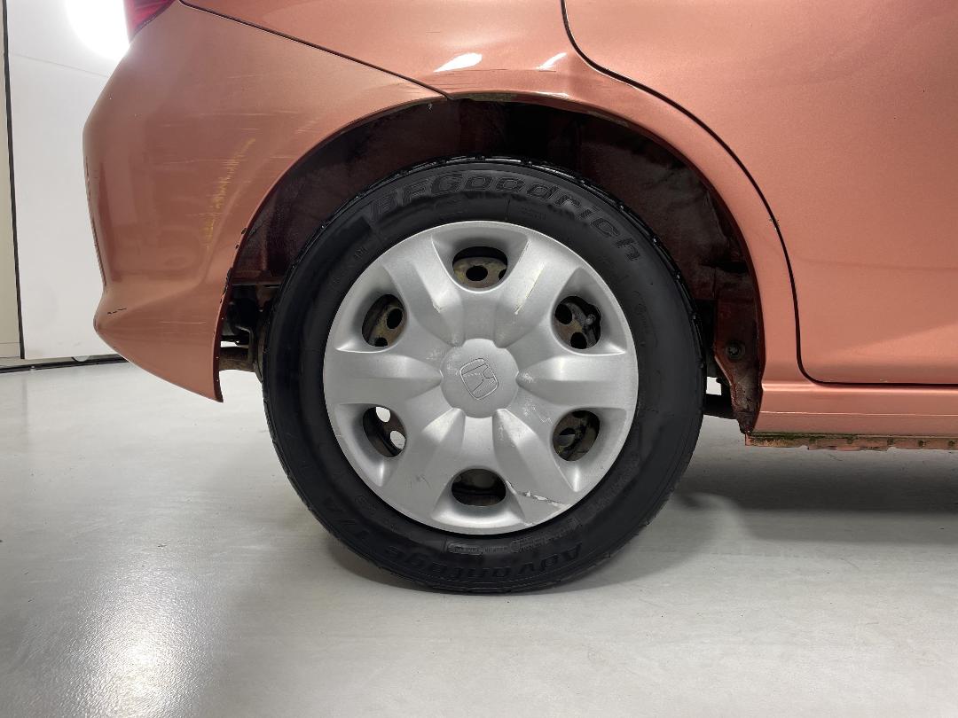 Photo '12' of Honda FIT