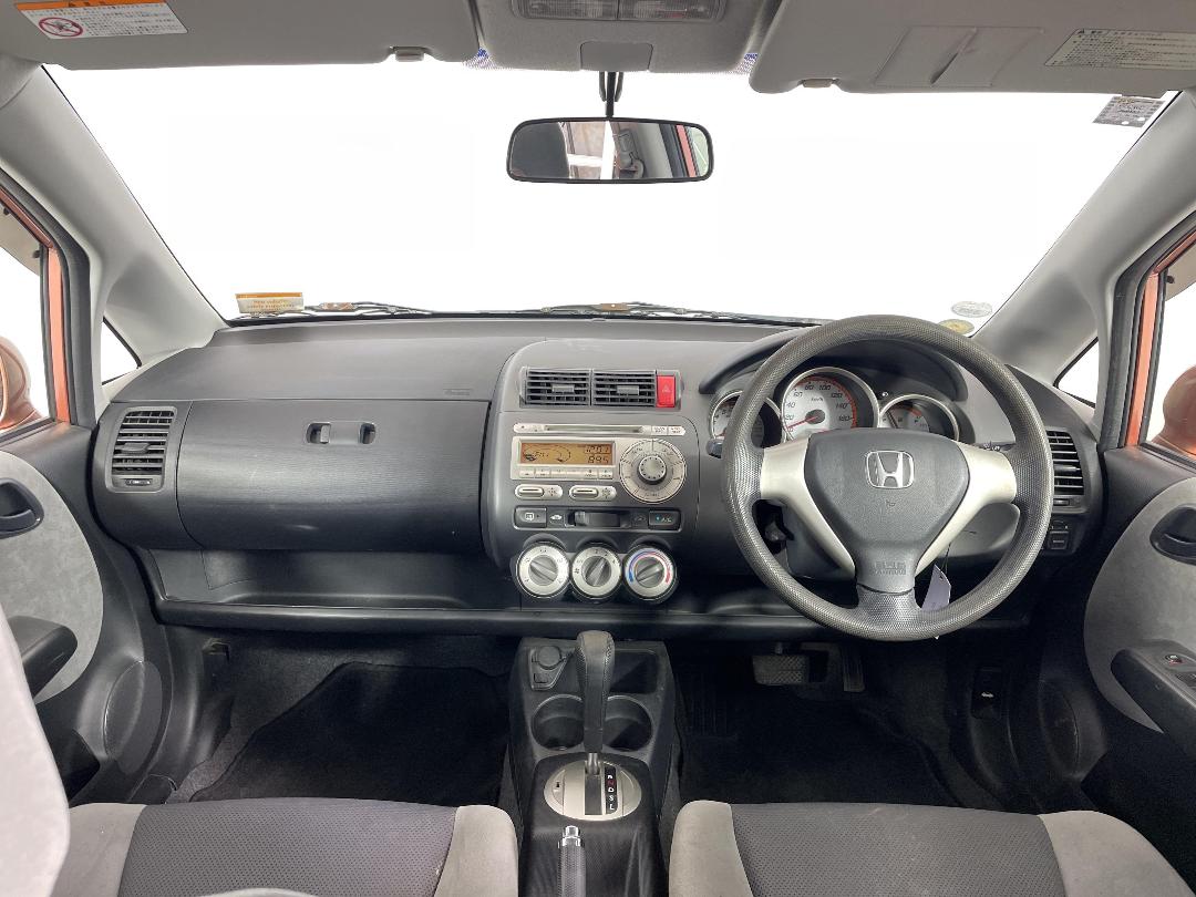 Photo '17' of Honda FIT