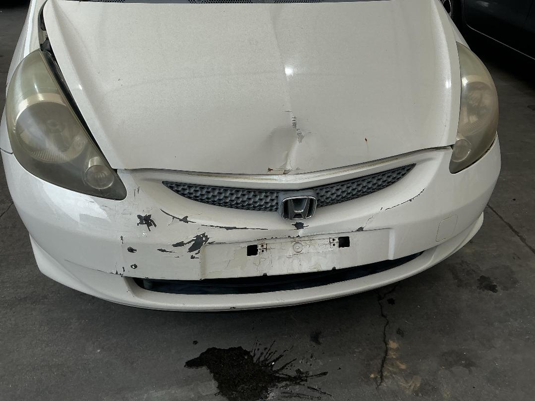 Photo '4' of Honda FIT 1300