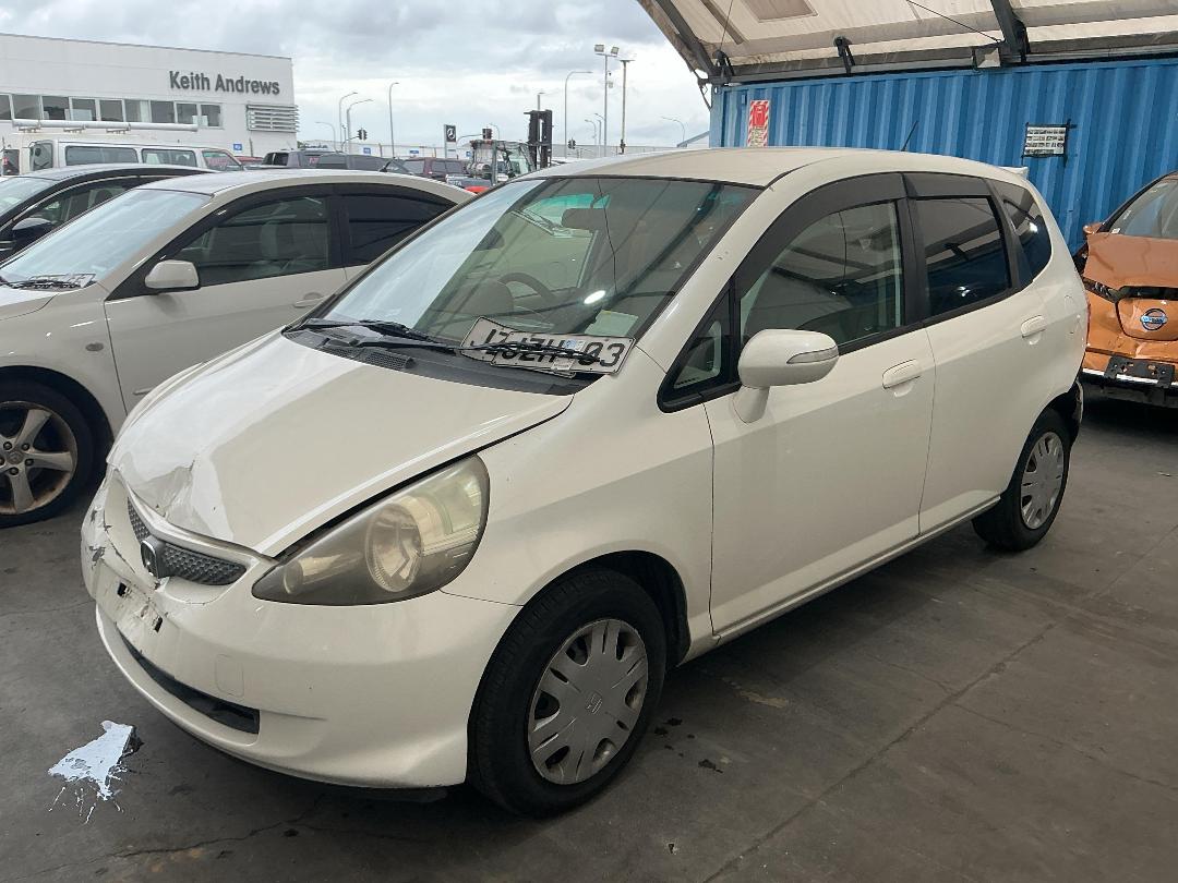 Photo '7' of Honda FIT 1300