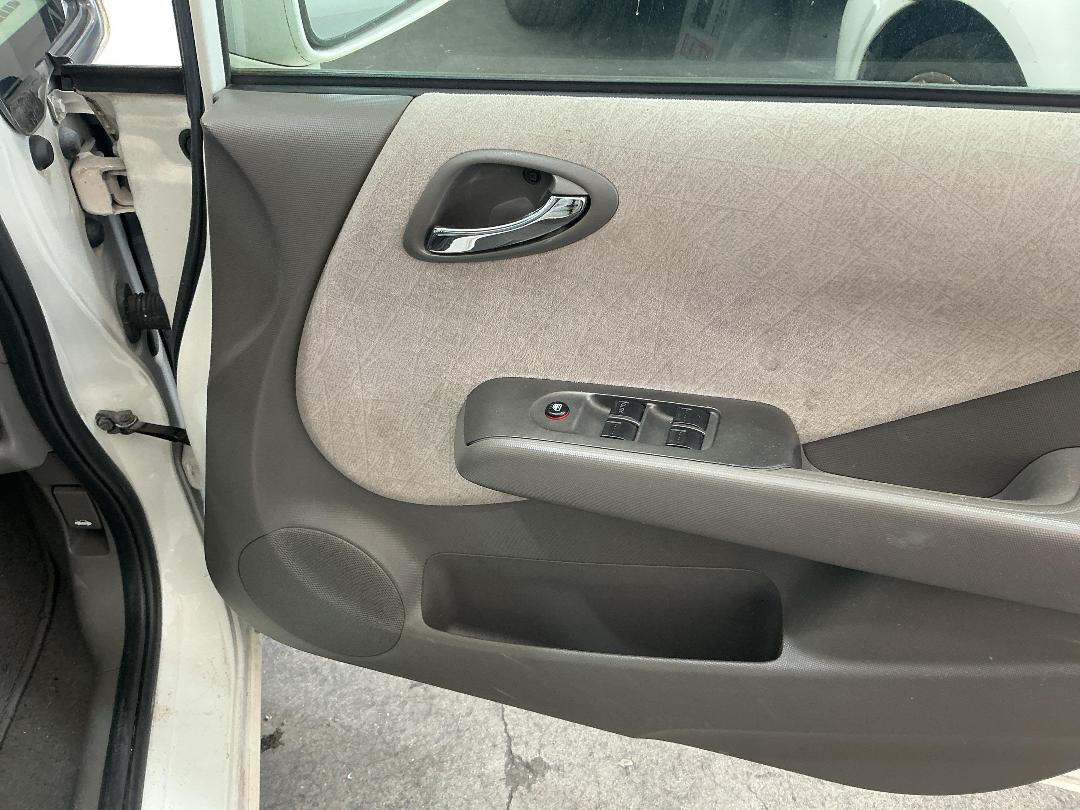 Photo '22' of Honda FIT 1300