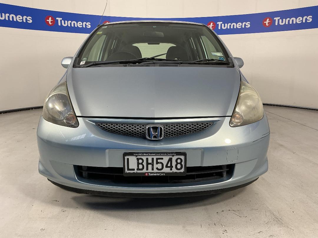 Photo '2' of Honda FIT Photo '2' of Honda FIT