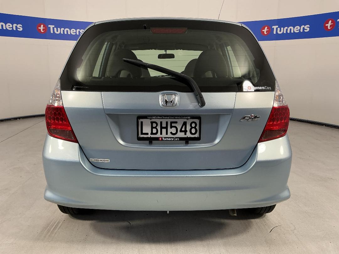 Photo '6' of Honda FIT Photo '6' of Honda FIT