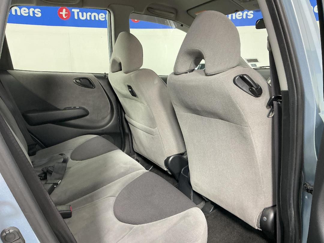 Photo '20' of Honda FIT Photo '20' of Honda FIT