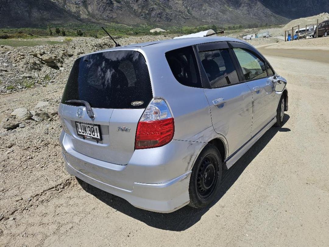 Photo '4' of Honda FIT Photo '4' of Honda FIT