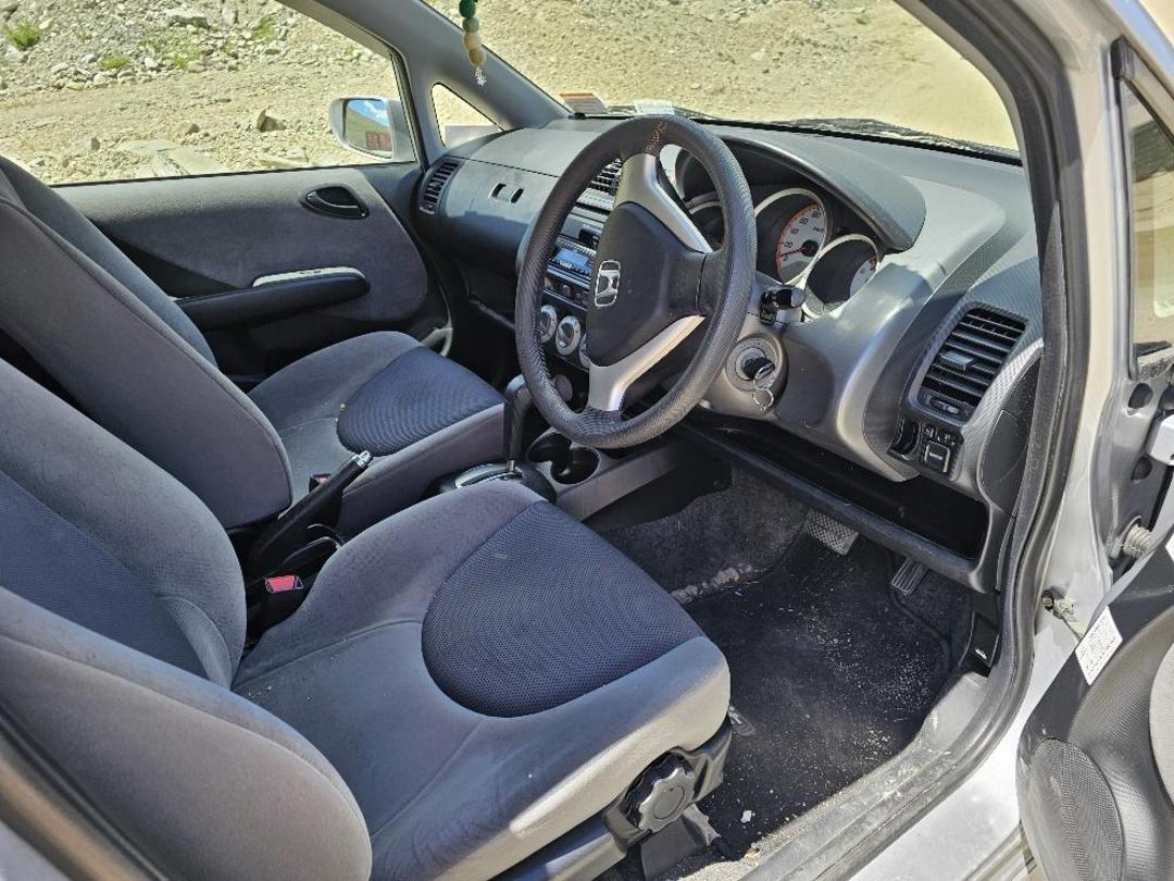 Photo '11' of Honda FIT Photo '11' of Honda FIT