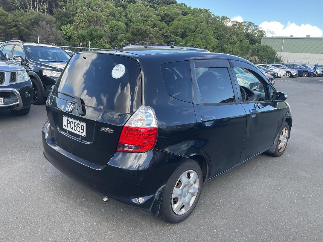 Photo '4' of Honda FIT Photo '4' of Honda FIT