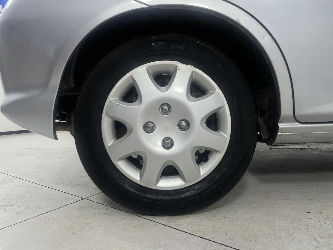 Photo '8' of Honda FIT Photo '8' of Honda FIT