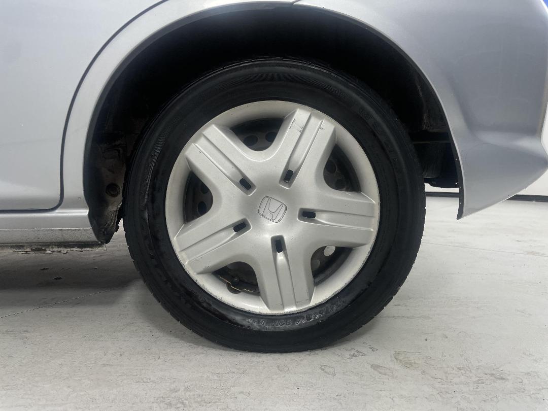 Photo '11' of Honda FIT Photo '11' of Honda FIT