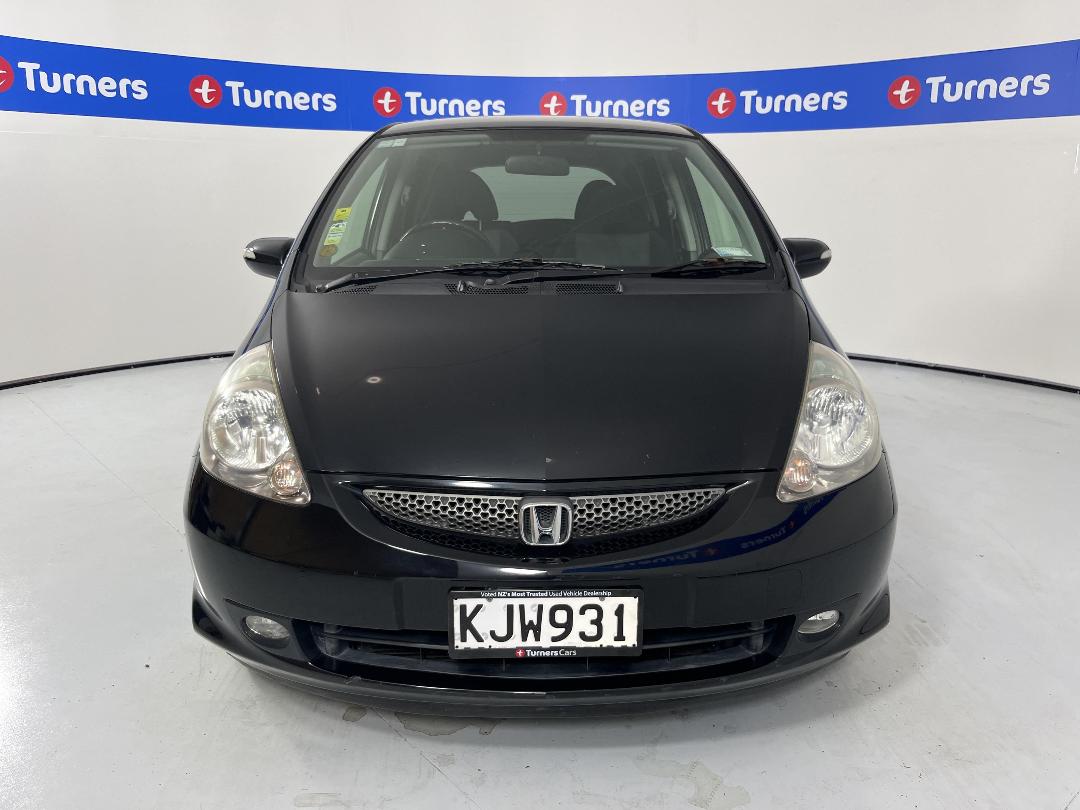 Photo '2' of Honda FIT Photo '2' of Honda FIT