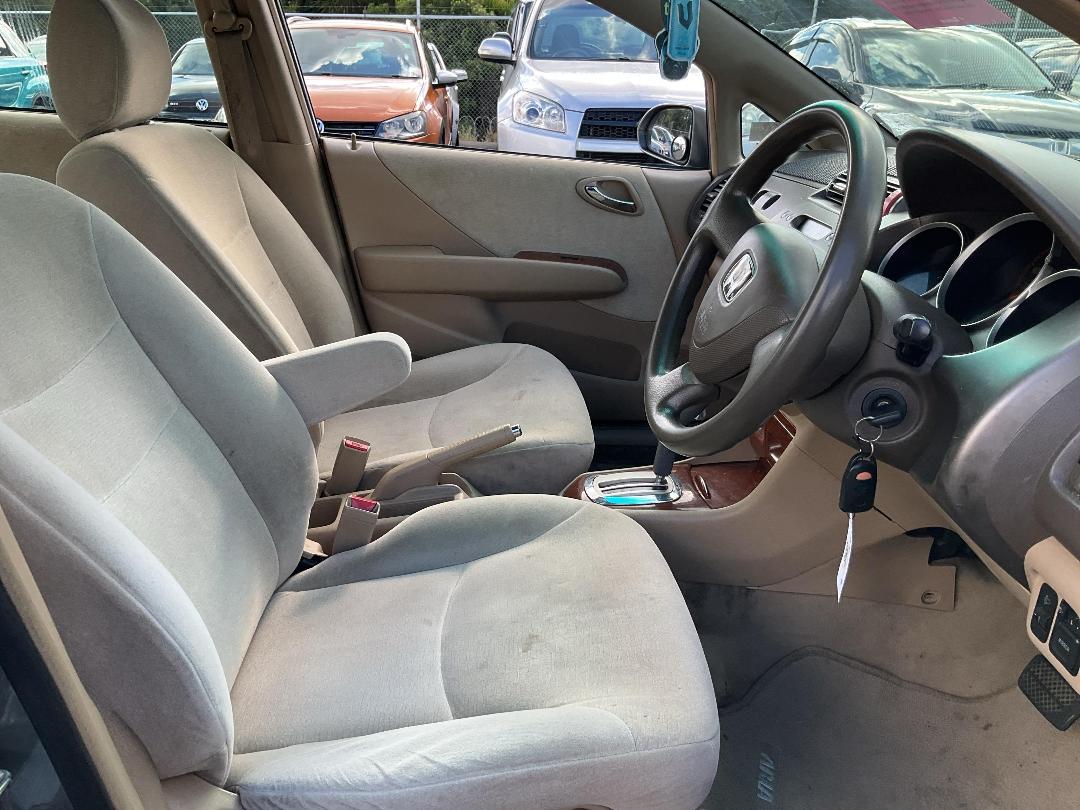 Photo '6' of Honda FIT Aria