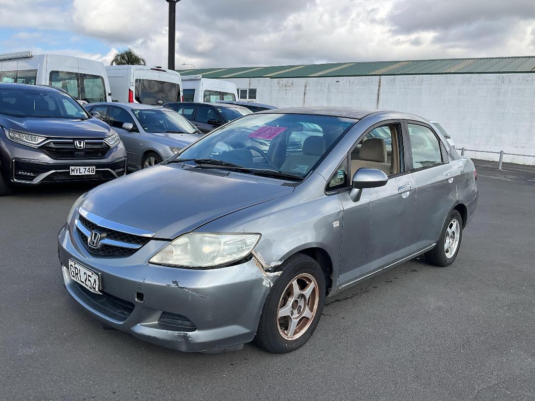 Photo '3' of Honda FIT Aria