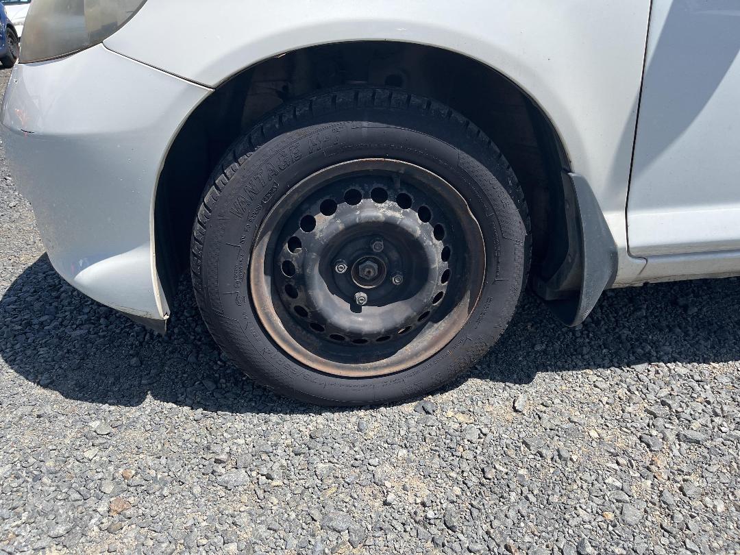 Photo '8' of Honda FIT Photo '8' of Honda FIT