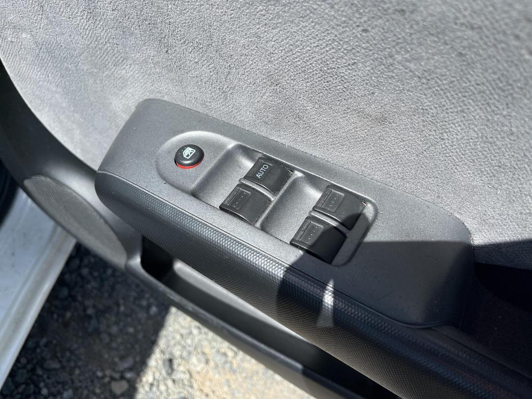 Photo '24' of Honda FIT Photo '24' of Honda FIT