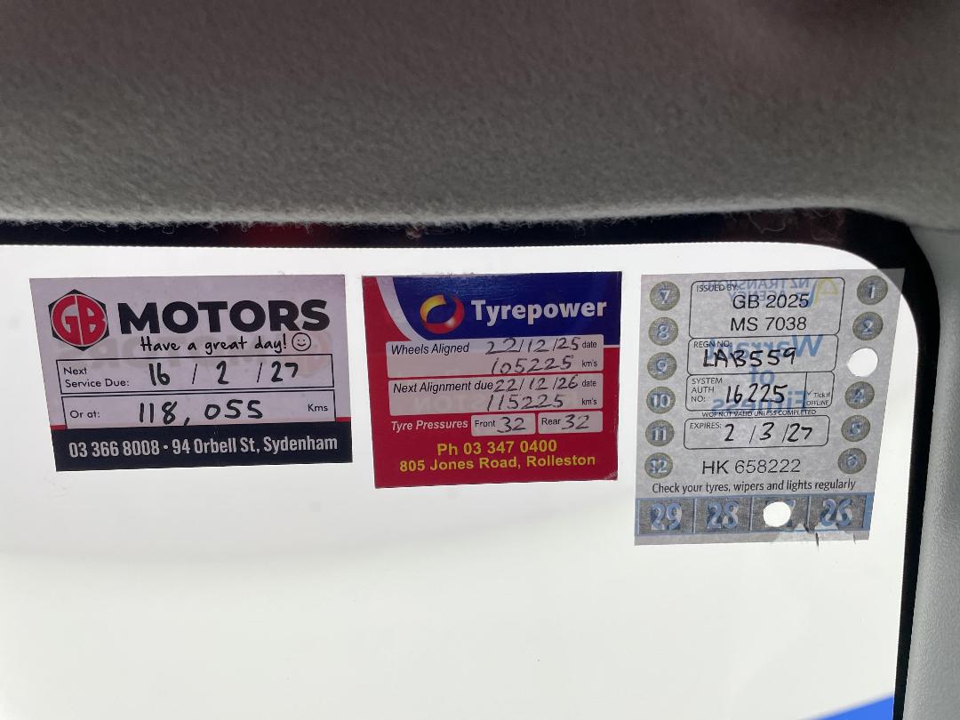 Photo '23' of Honda FIT Photo '23' of Honda FIT