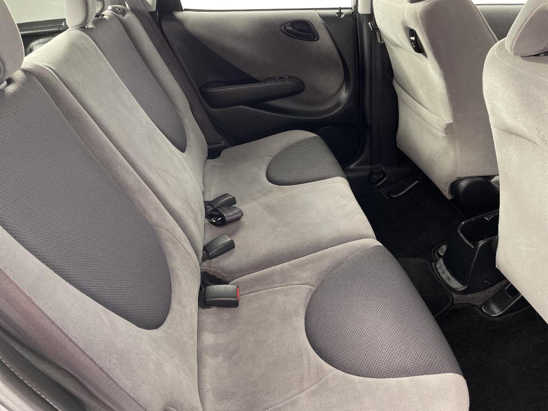 Photo '20' of Honda FIT Photo '20' of Honda FIT