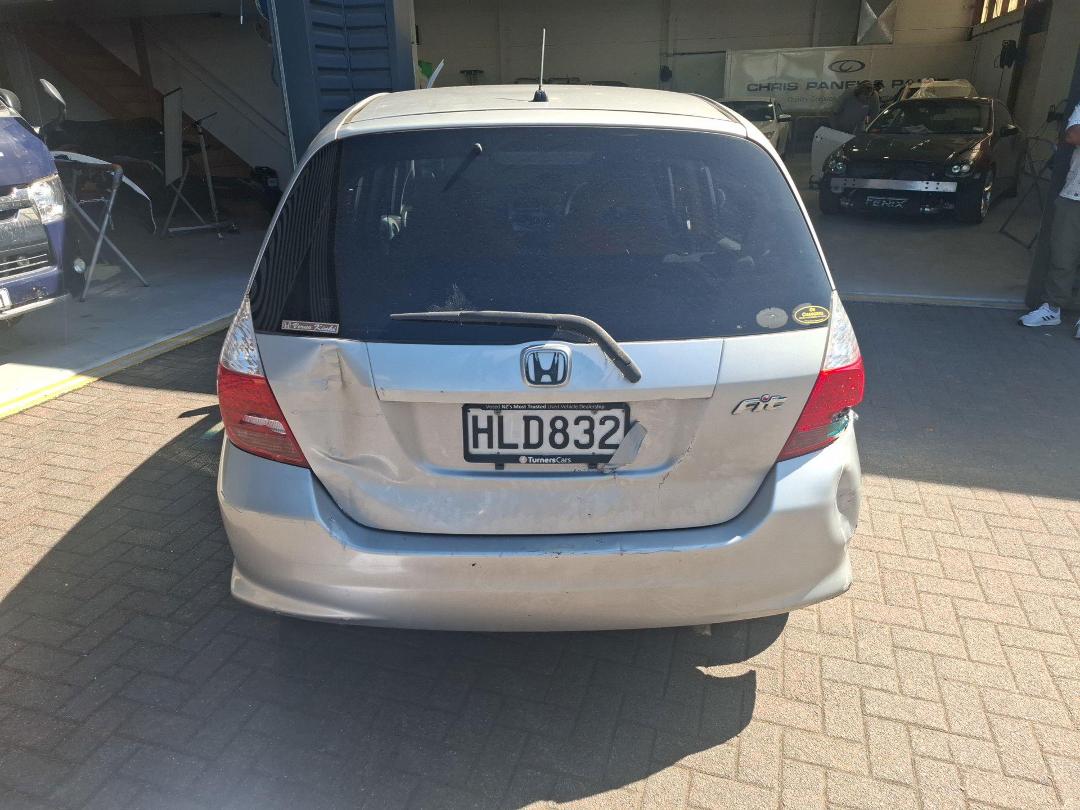 Photo '12' of Honda FIT