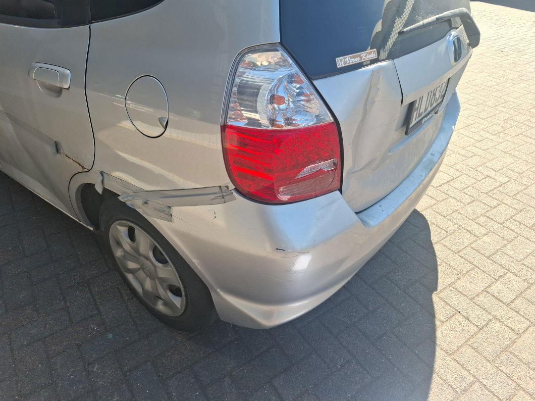 Photo '16' of Honda FIT