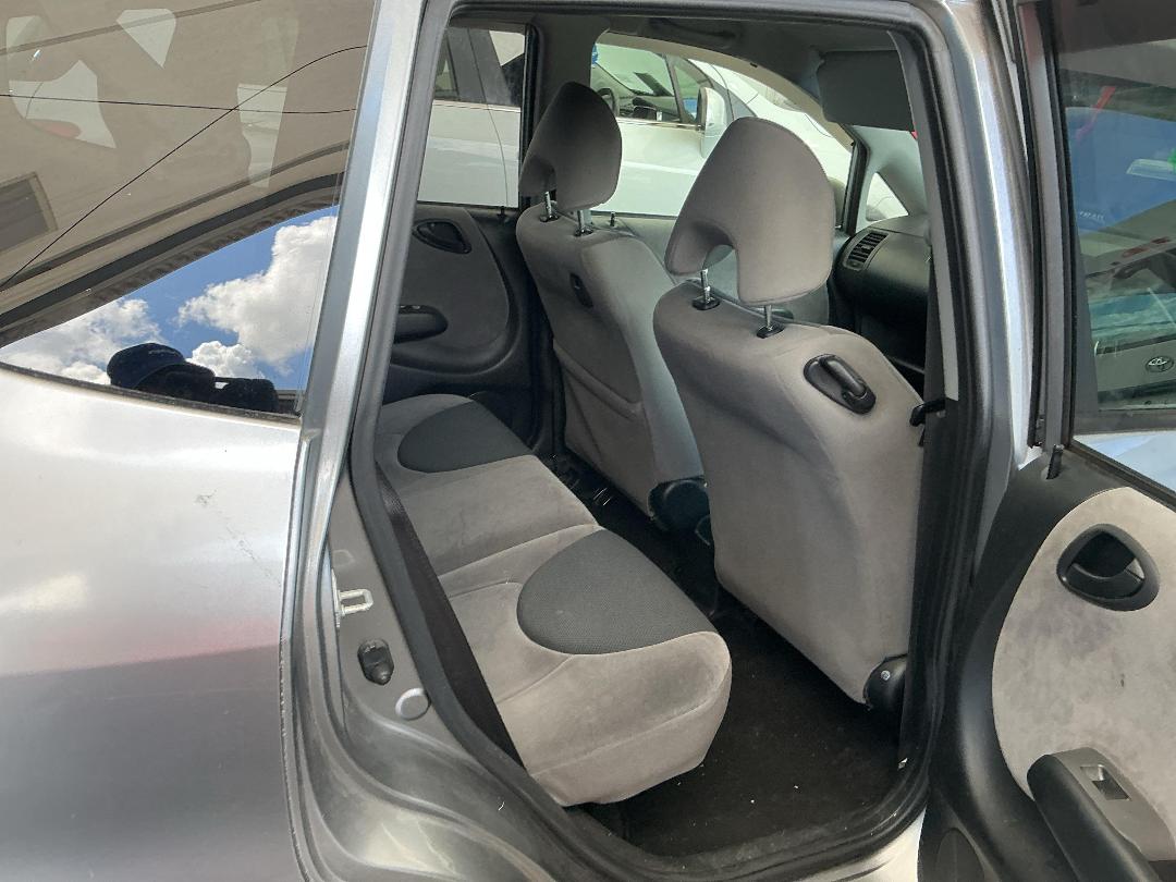 Photo '14' of Honda FIT Photo '14' of Honda FIT