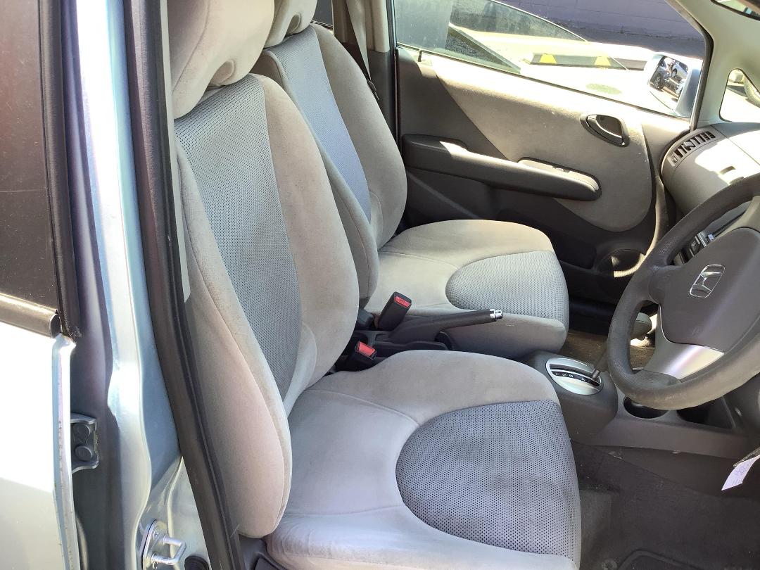 Photo '7' of Honda FIT Photo '7' of Honda FIT