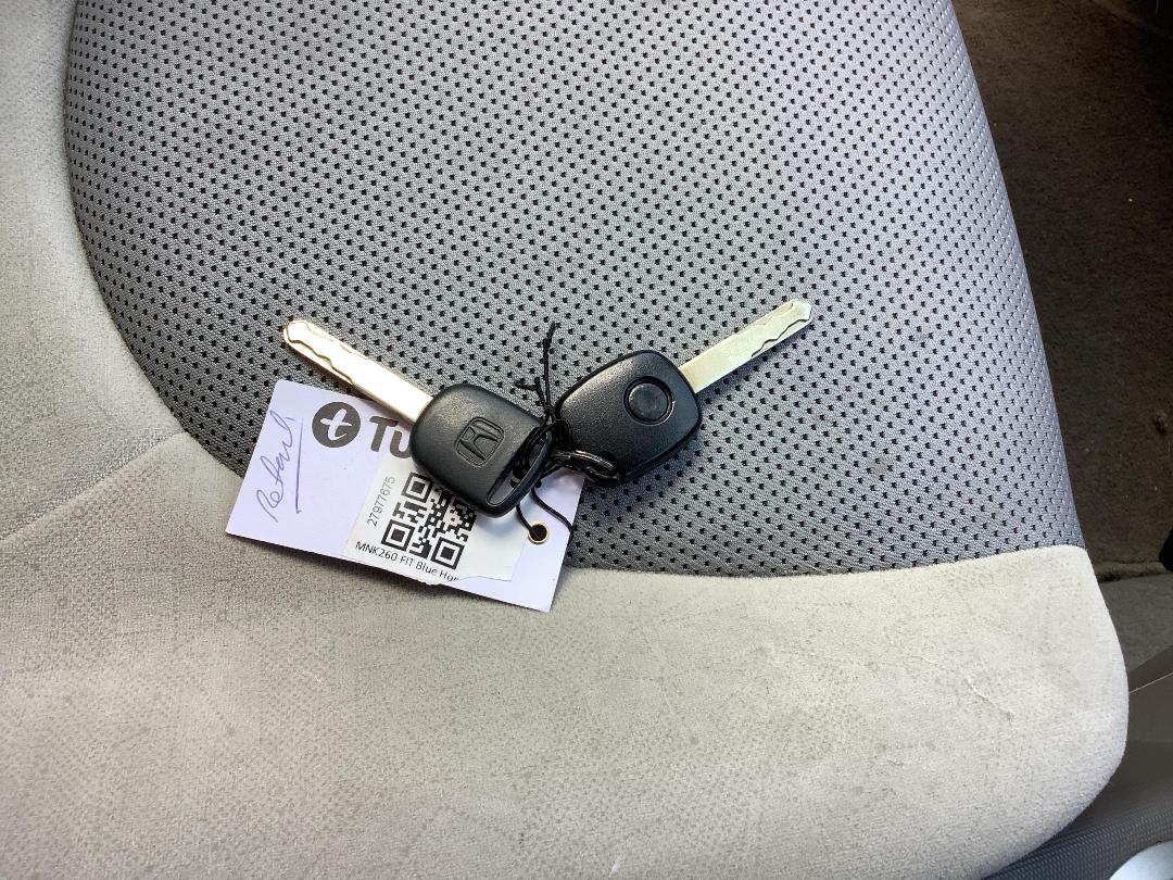 Photo '13' of Honda FIT Photo '13' of Honda FIT