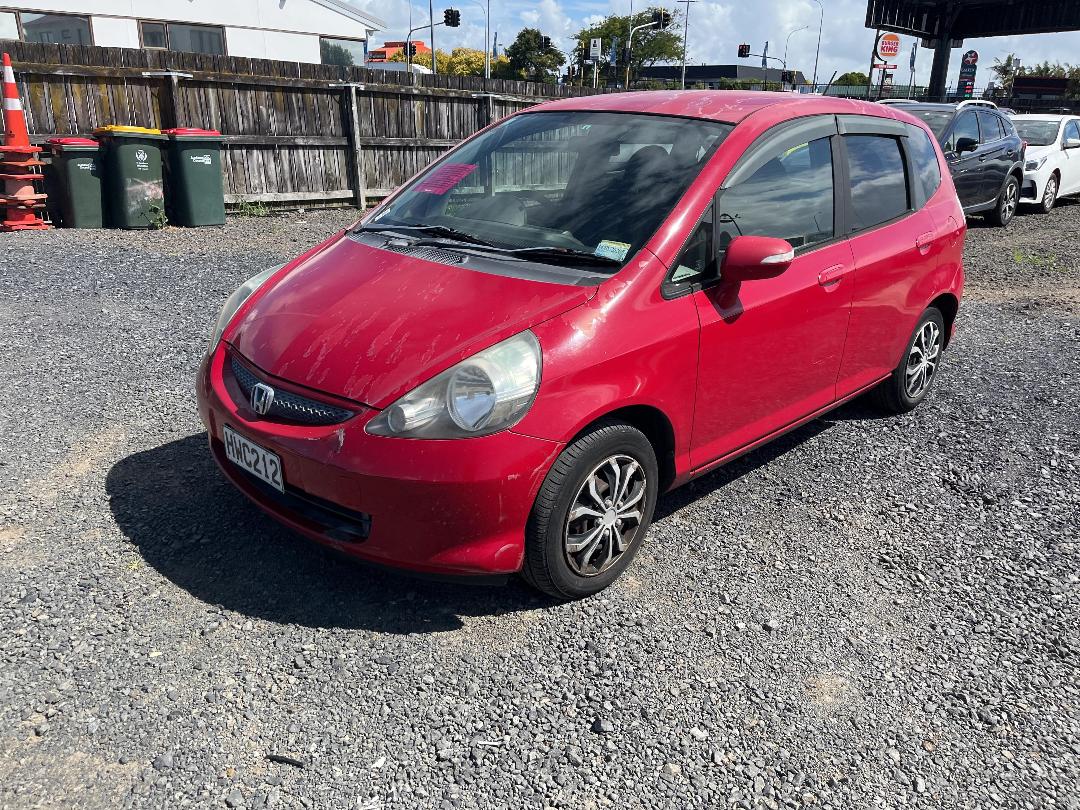 Photo '3' of Honda FIT Photo '3' of Honda FIT