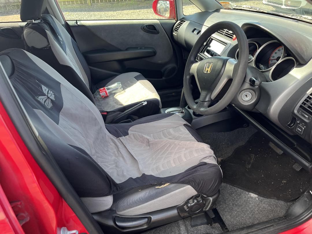 Photo '10' of Honda FIT Photo '10' of Honda FIT