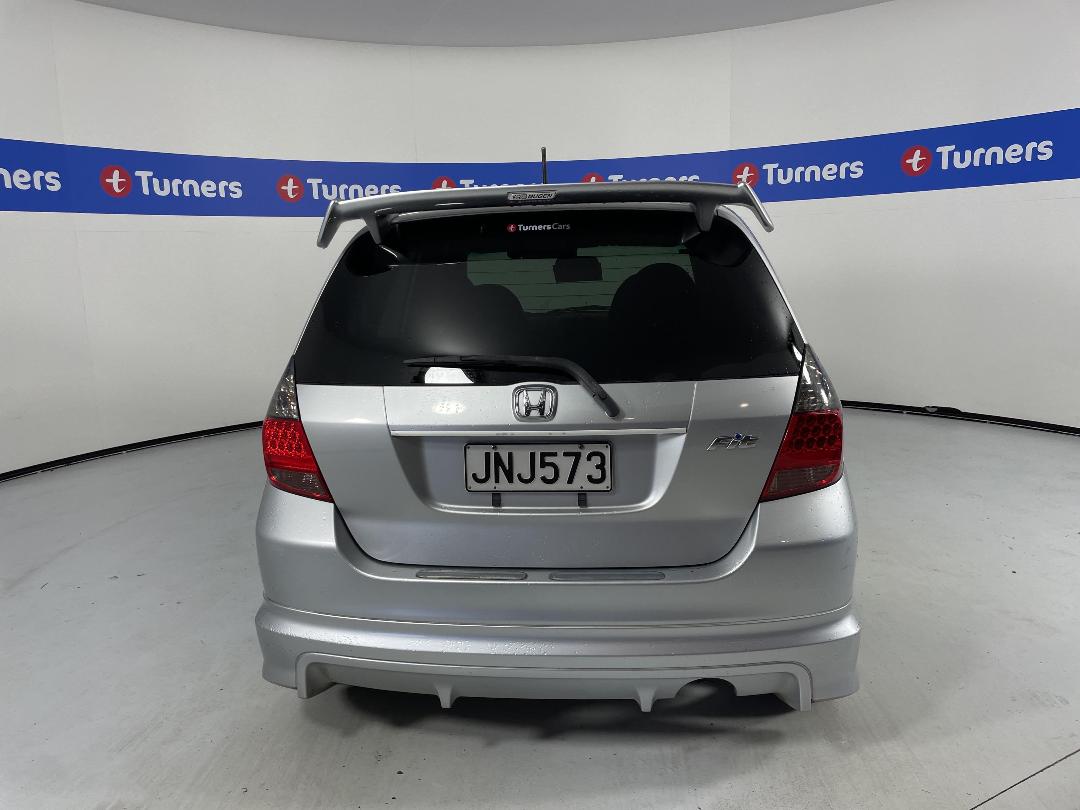 Photo '5' of Honda FIT Photo '5' of Honda FIT