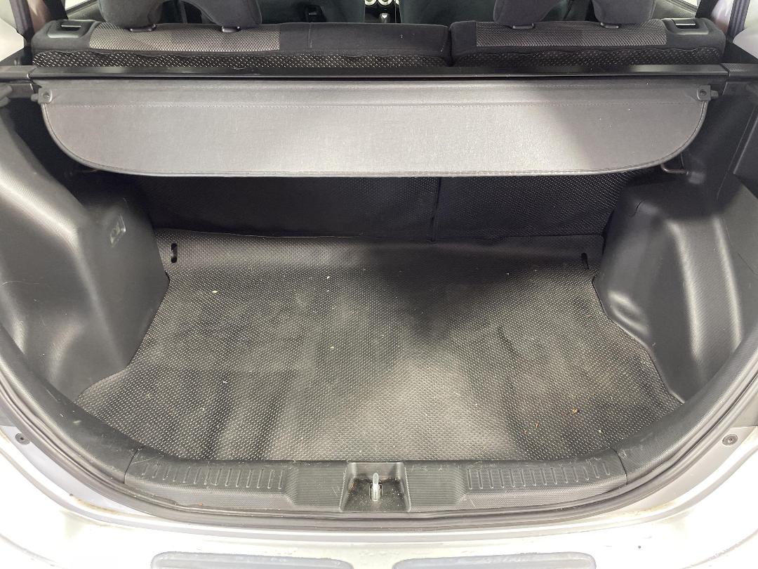 Photo '12' of Honda FIT Photo '12' of Honda FIT