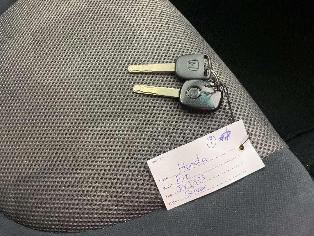 Photo '20' of Honda FIT Photo '20' of Honda FIT