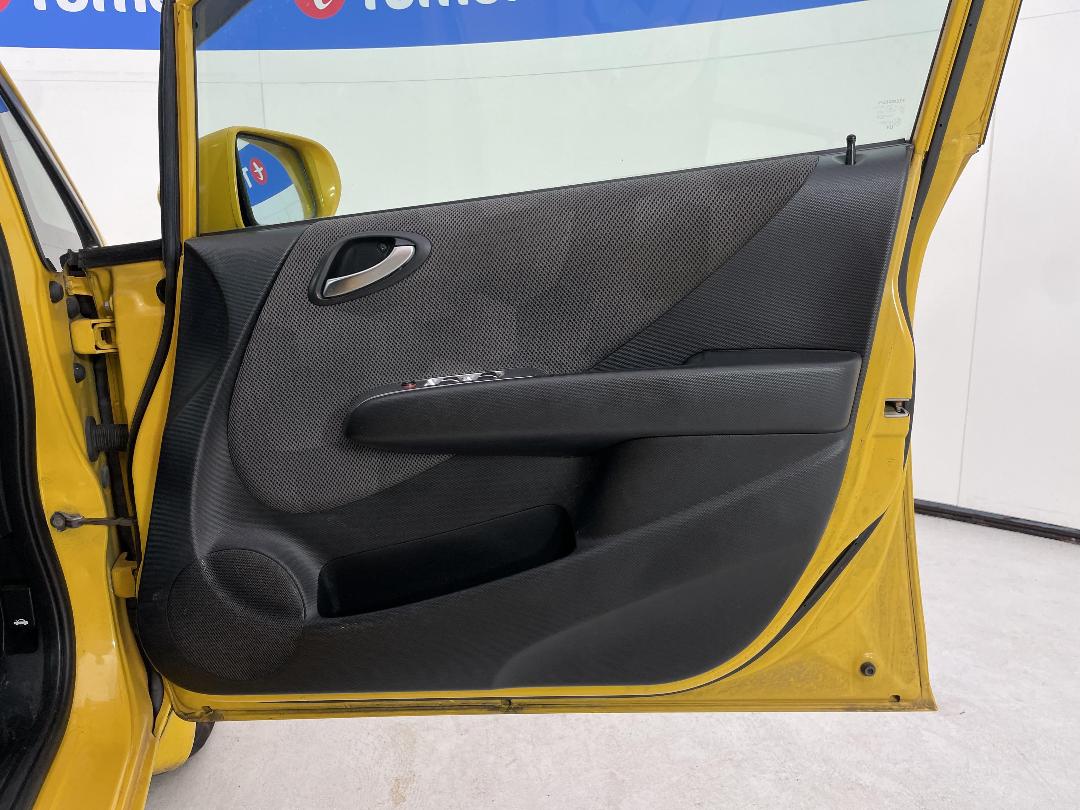 Photo '13' of Honda FIT 1500 Photo '13' of Honda FIT 1500