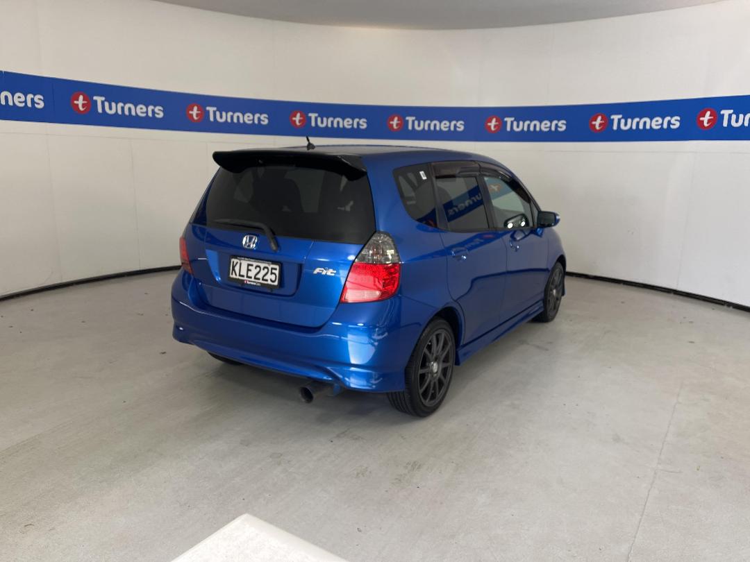 Photo '7' of Honda FIT Photo '7' of Honda FIT