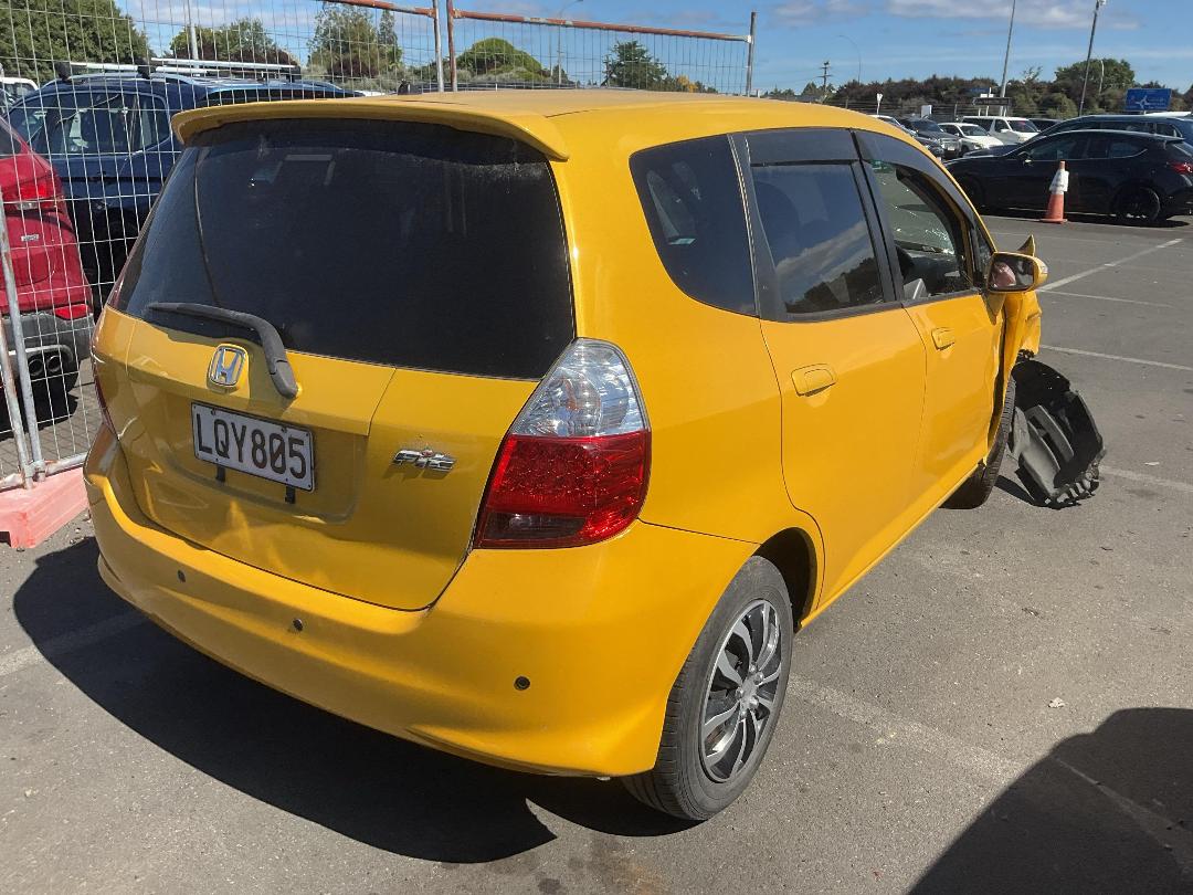 Photo '4' of Honda FIT