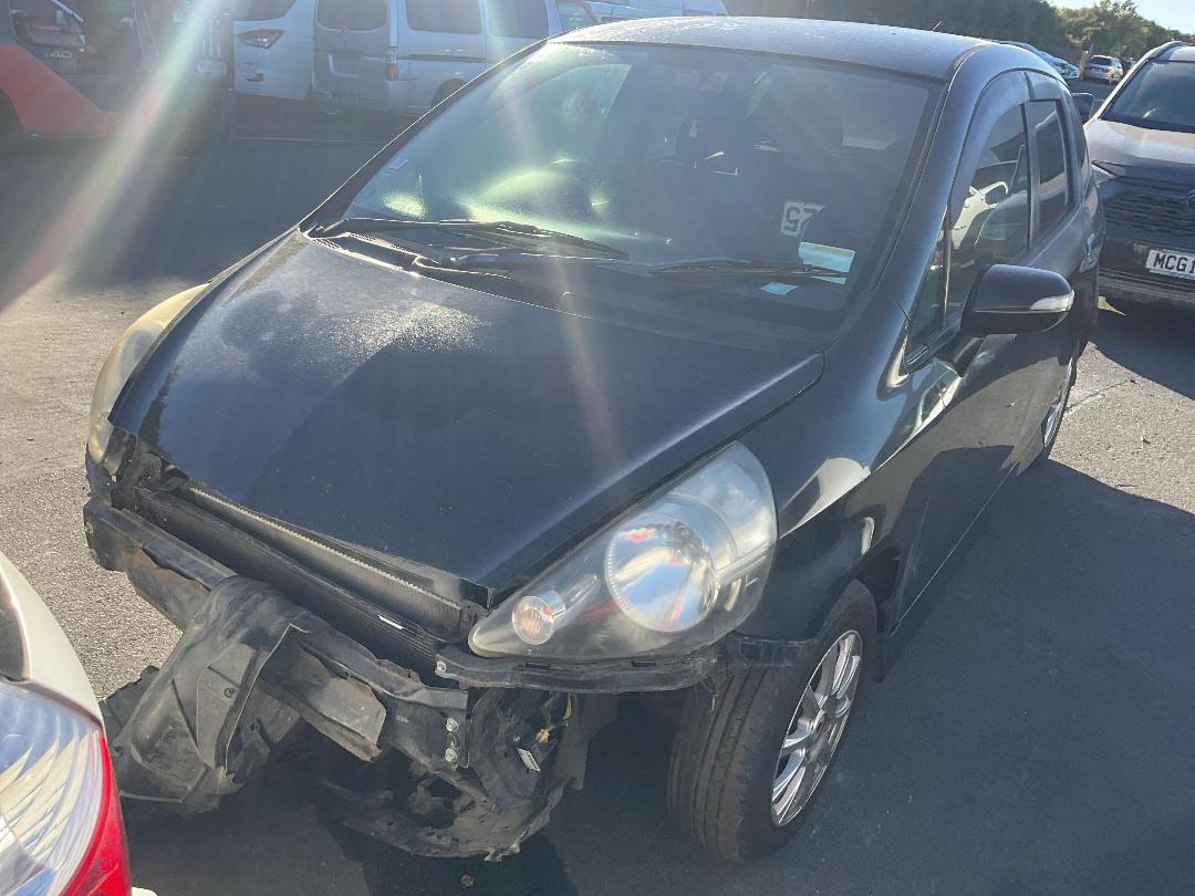 Photo '2' of Honda FIT