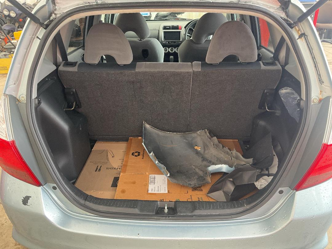 Photo '11' of Honda FIT