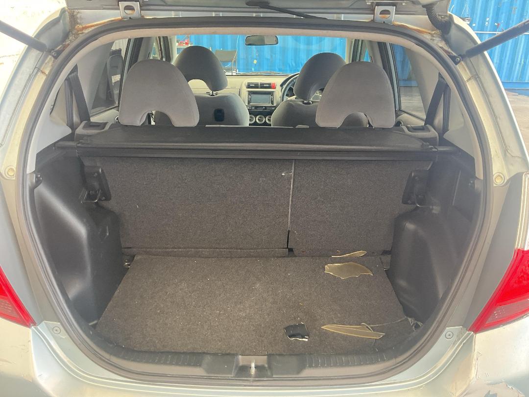 Photo '7' of Honda FIT Photo '7' of Honda FIT